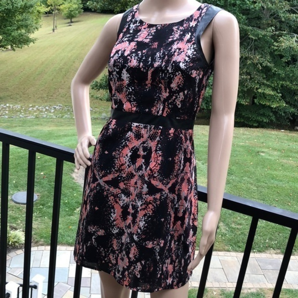 Mac & Jac abstract print faux Leather trim dress